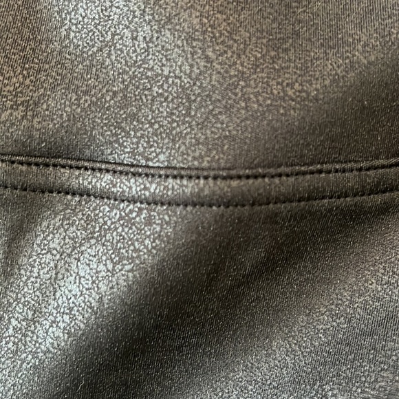 Nine West  NWOT  Imitation leather Leggings  Very nice look texture feel  Size S - Picture 7 of 10